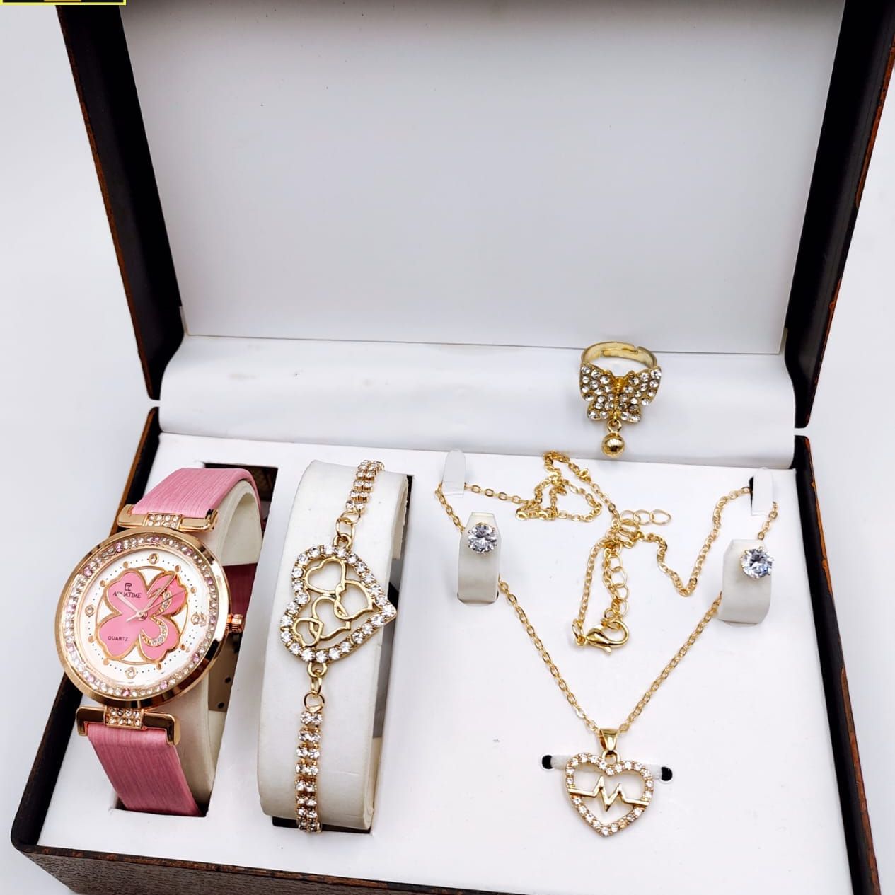 AQUA GIRLS WATCH