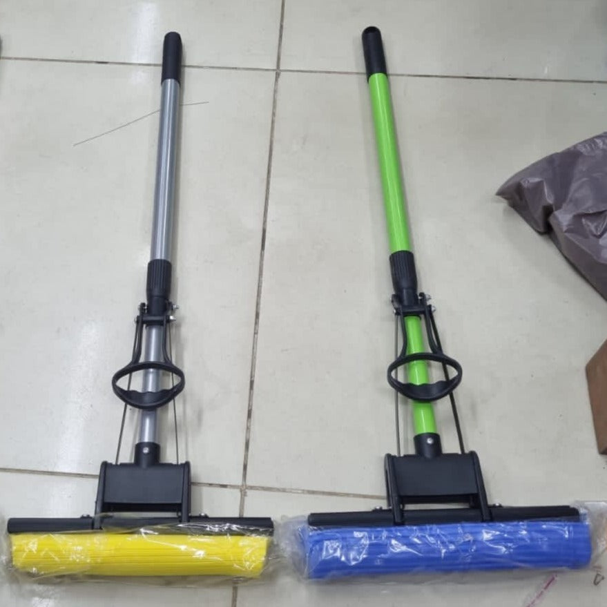 Auto Water Absorb and Squeezing Foamic Mop