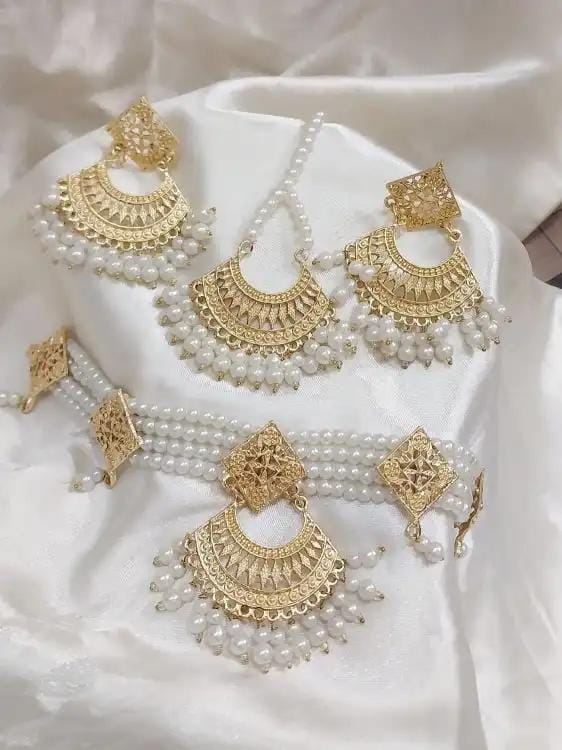 Regal Radiance Choker Set - Earring and Tika - Complete Set