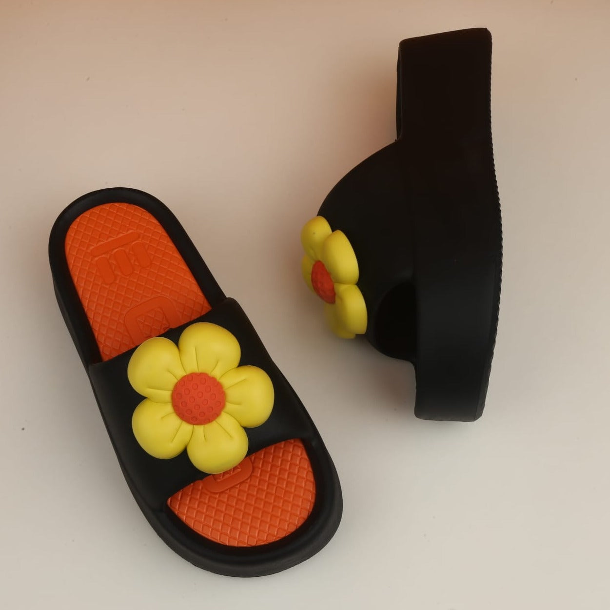 Ladies Sunflower Slides