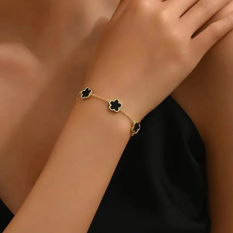 Clover Design Bracelet
