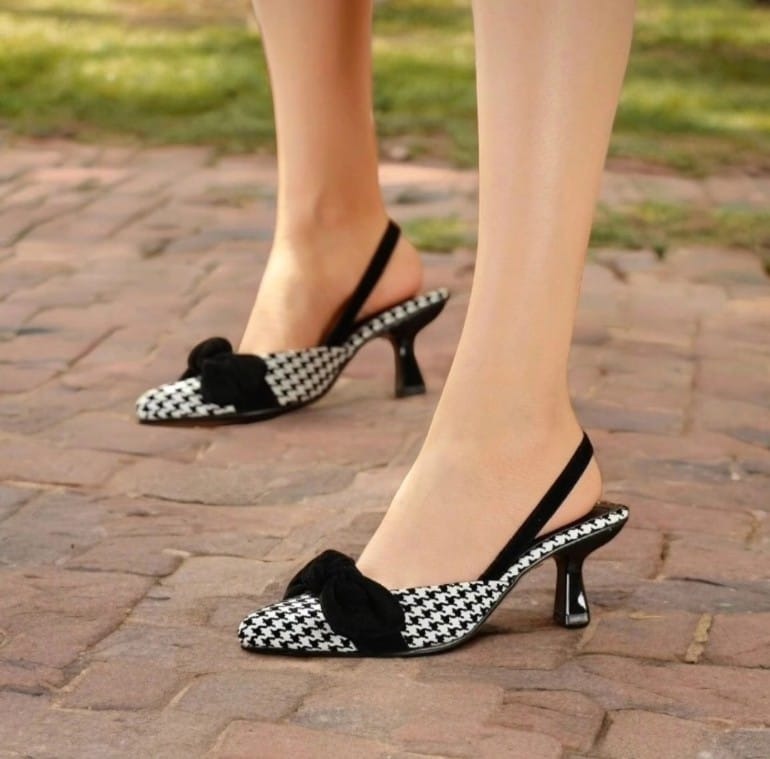 Ladies Velvet Bow Heels