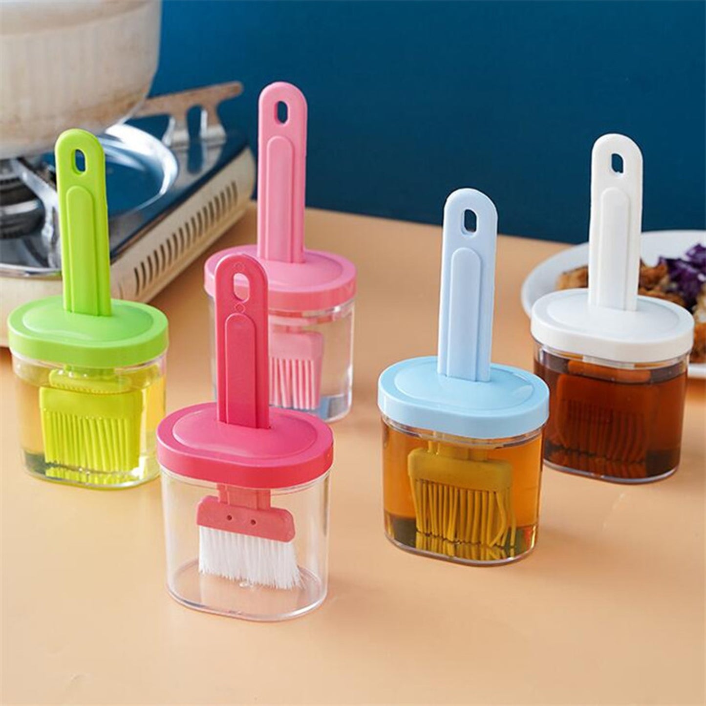Plastic Oil Pot with Brush