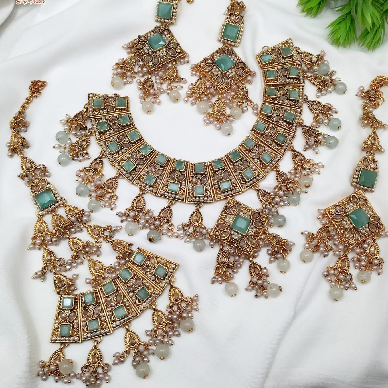 Bridal Full Zircon Choker Set