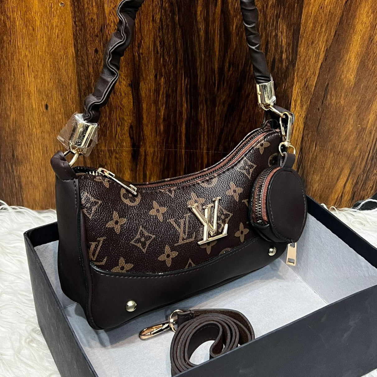 Louis Vuitton Crossbody Bag - with Cute Coin Pouch