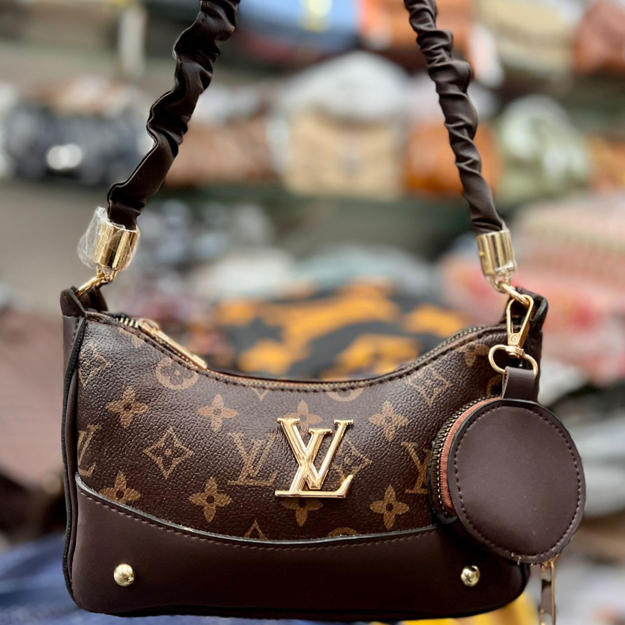 Louis Vuitton Crossbody Bag - with Cute Coin Pouch