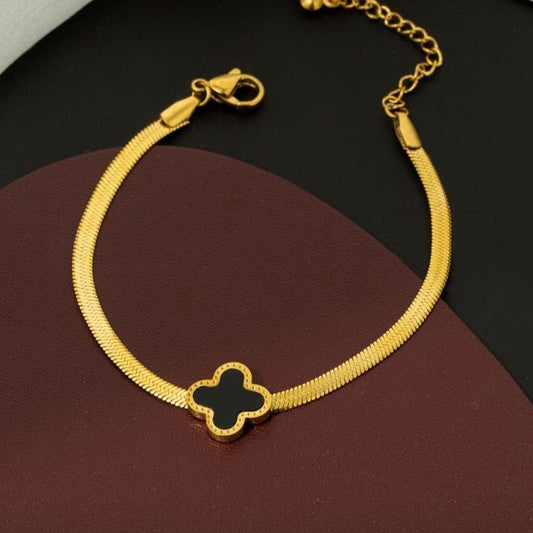 Luxury Branded Clover Design Bracelet
