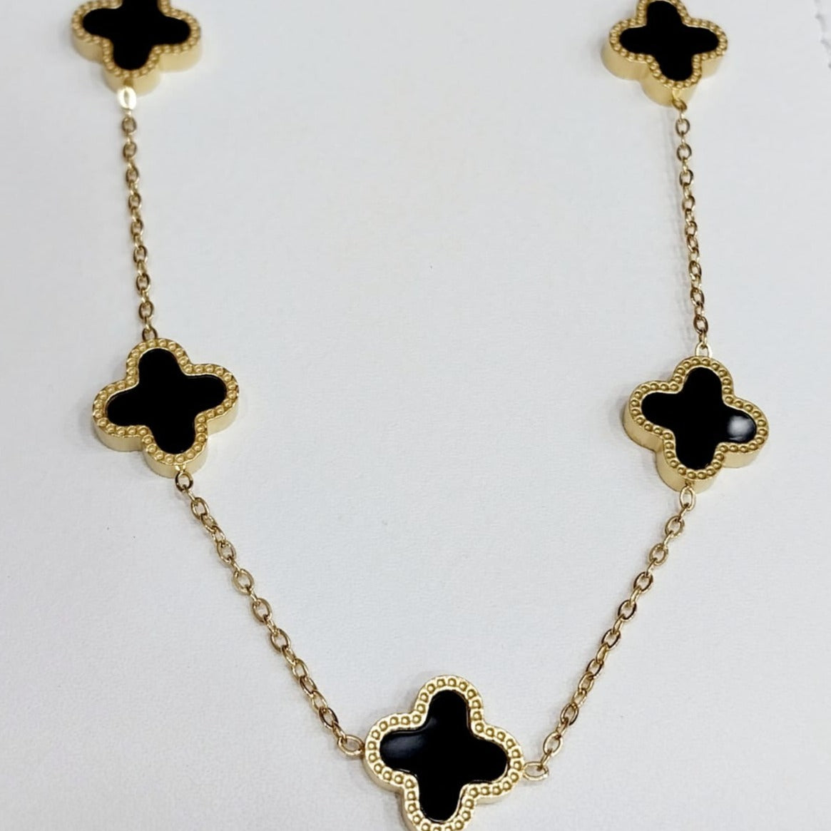 Luxury Branded Clover Design Chain – eebee.pk