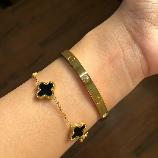Clover-Shaped Bangle and Bracelet