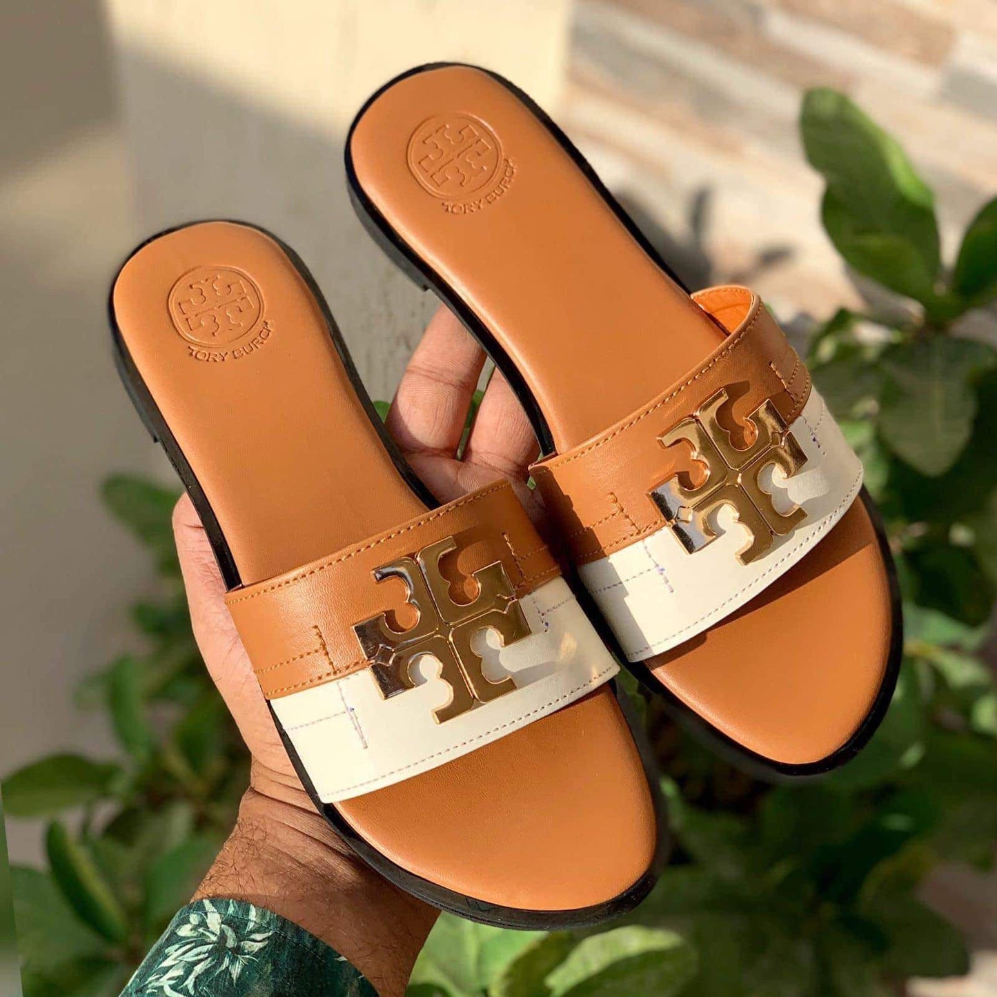 Tory Two Tone Ladies Slippers