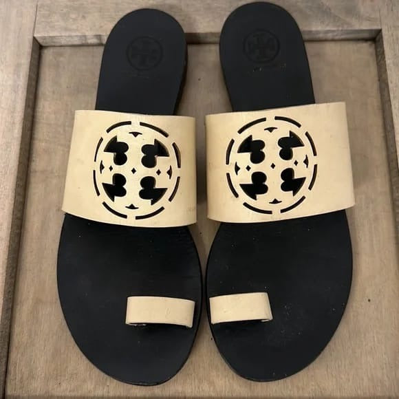 Tory Burch Ladies Flat Slippers