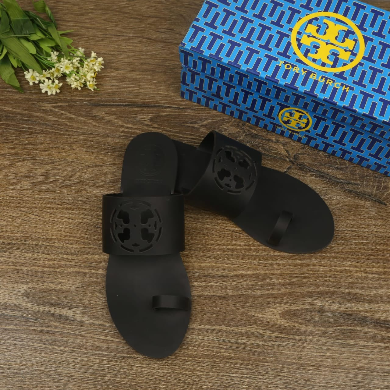 Tory Burch Ladies Flat Slippers