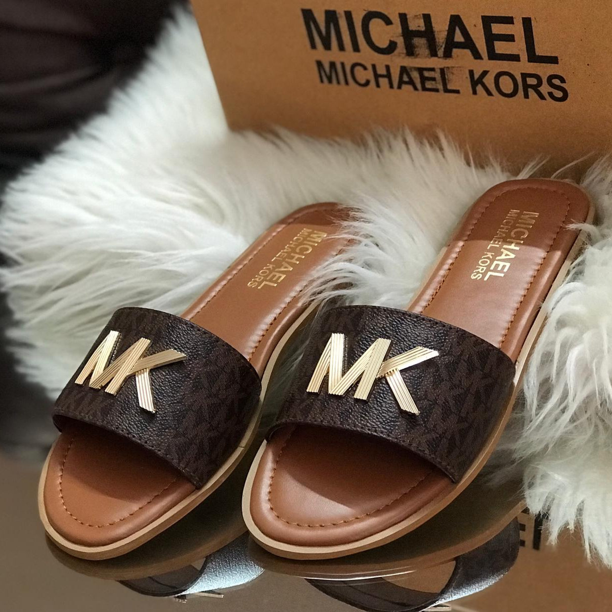 MK Style Premium Slippers